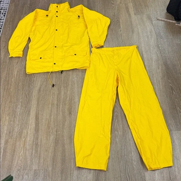 Helly Hansen PU Yellow Rain Suit Set Jacket & Pants Waterproof Fisherman Sailing - Picture 2 of 12